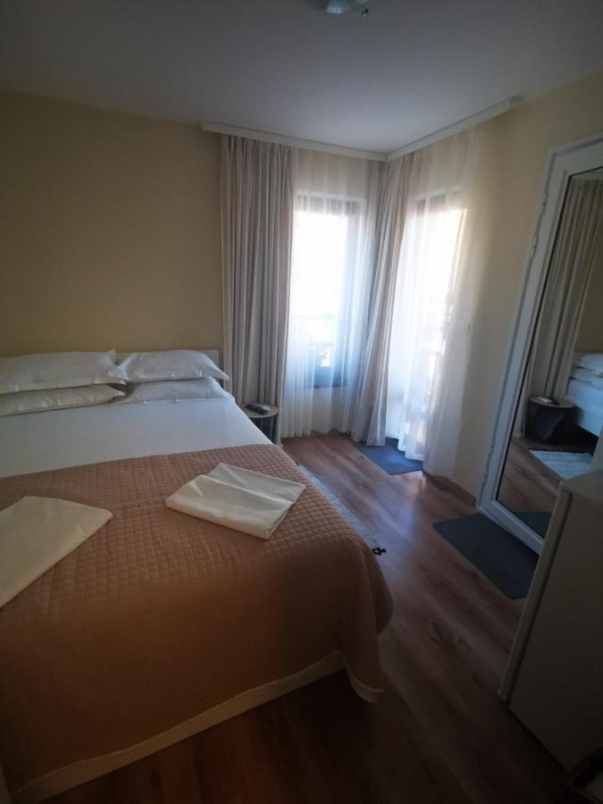 Hotel Damaris à Sozopol Extérieur photo
