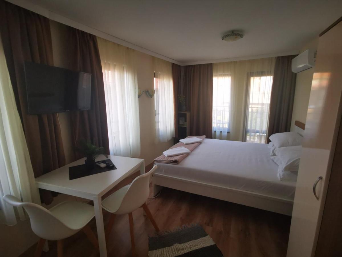 Hotel Damaris à Sozopol Extérieur photo